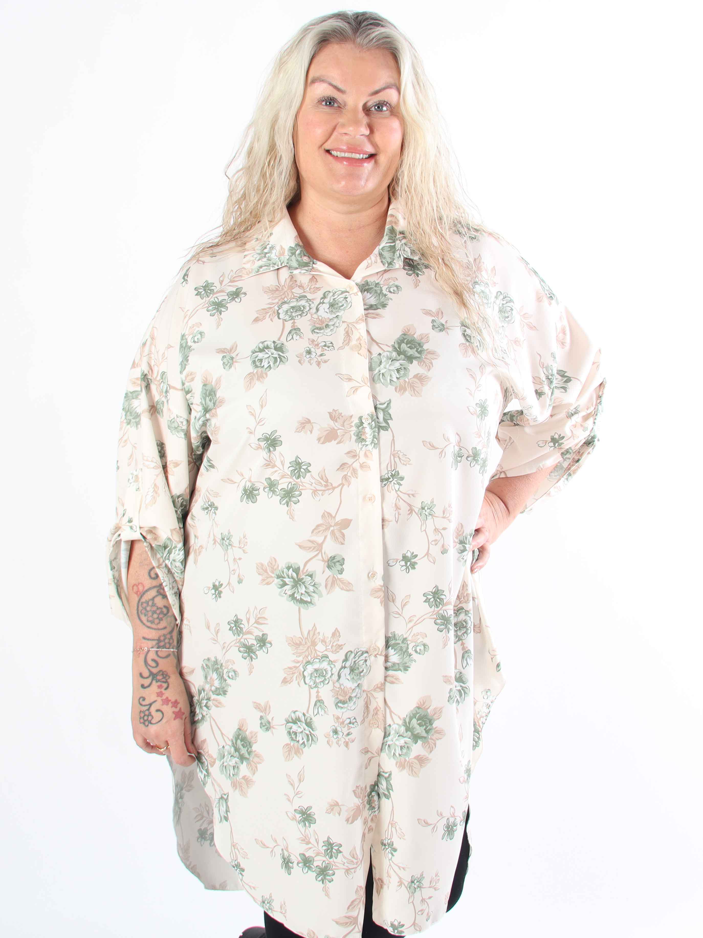 Jessica - Skjortklänning i viskosblandning med spetsrosor